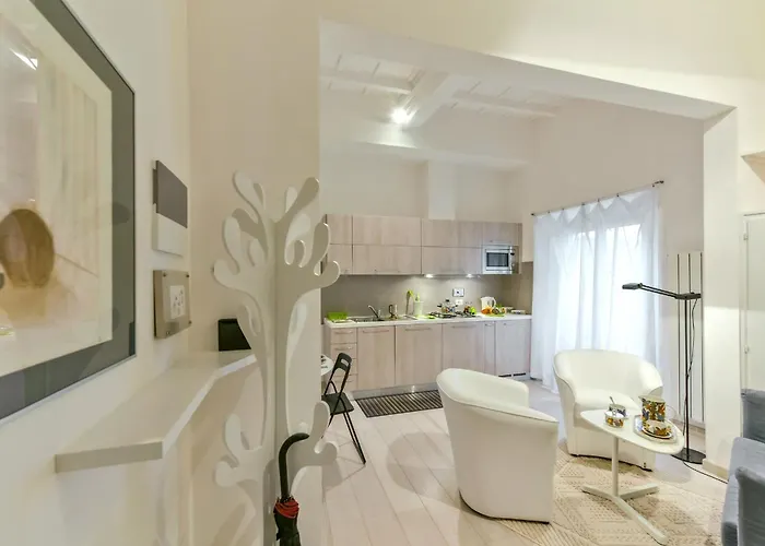 Minerva Arno River * Firenze