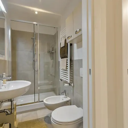 Minerva Arno River * 佛罗伦萨